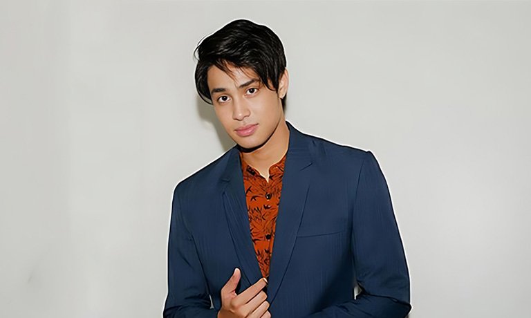 Top 10 Most Handsome Filipino Actors 2024 - Donny Pangilinan